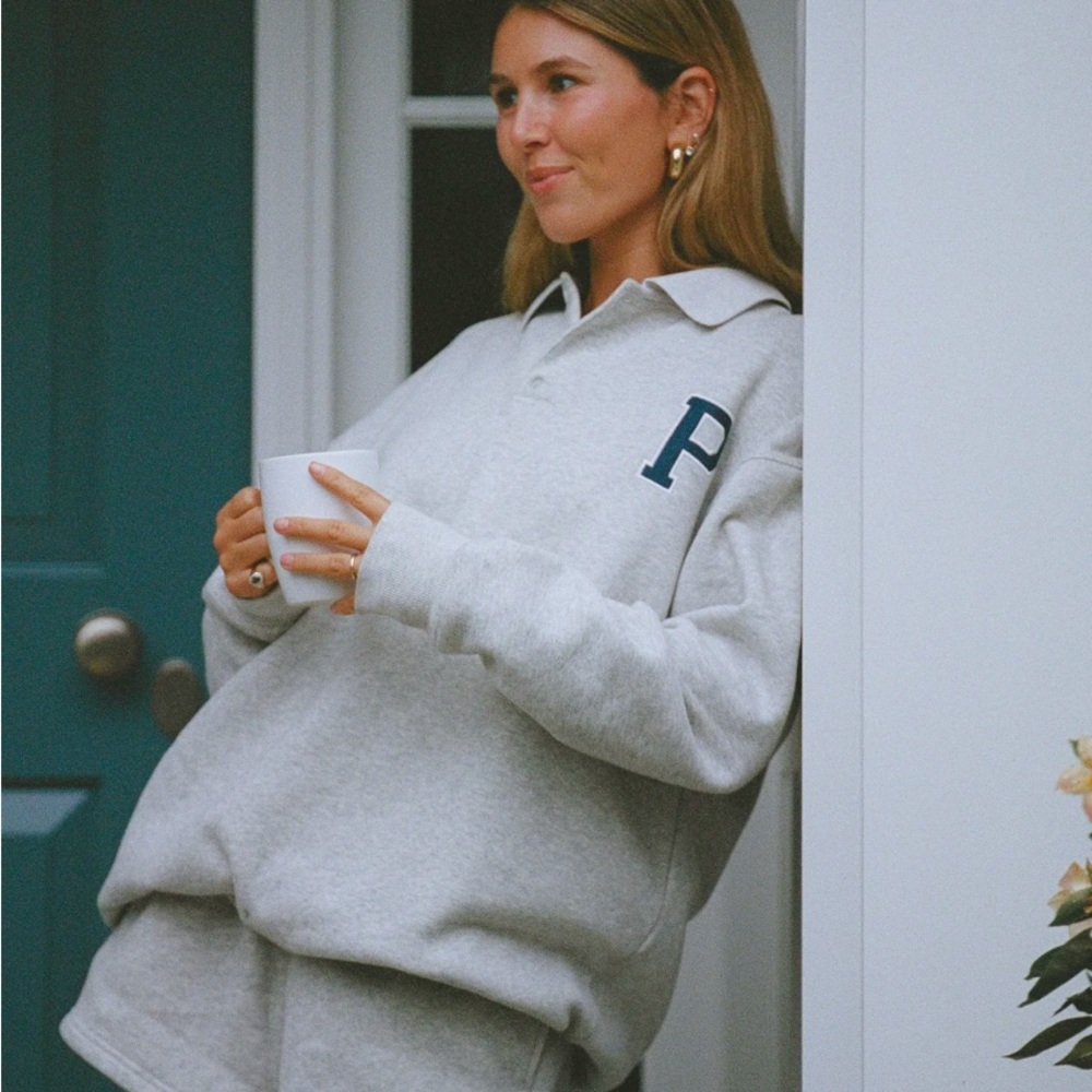 Gray Polo Sweatshirt with 'P' Logo